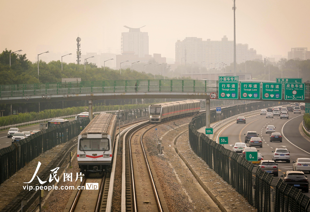 北京地铁1号线与八通线合二为一