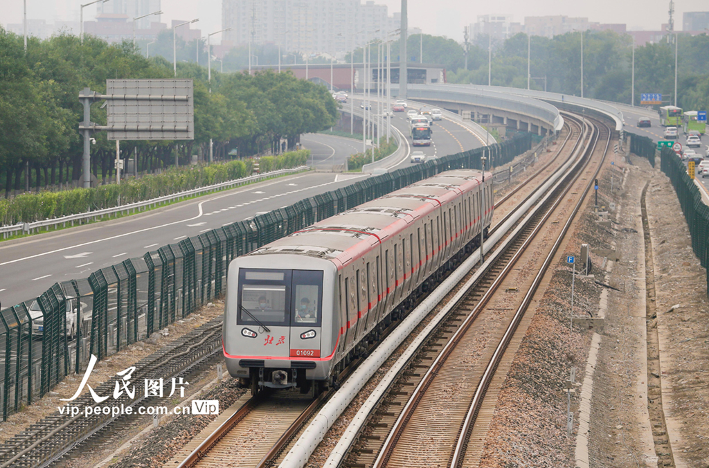 北京地铁1号线与八通线合二为一