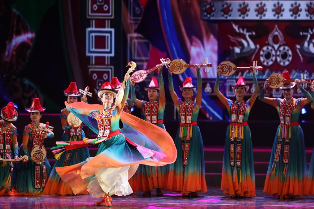 两会&middot;影像链接丨展望&ldquo;十五五&rdquo;：互联网&ldquo;织&rdquo;梦 新大众文艺舞