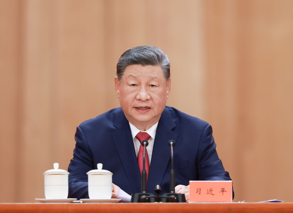 纪念江泽民同志诞辰100周年大会隆重举行 习近平出席大会并发表重要讲话